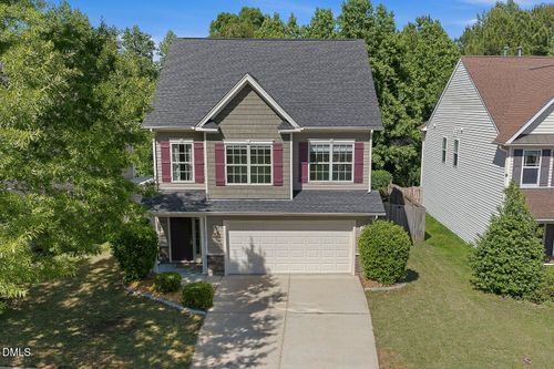 909 Steelhorse Dr, Fuquay Varina, NC, 27526-4998 | Card Image