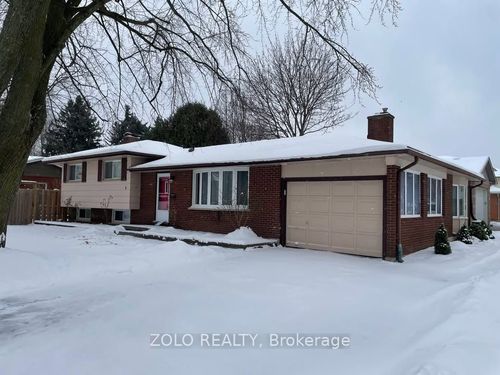 upper-3 Old York Cres, Kitchener, ON, N2B3G2 | Card Image