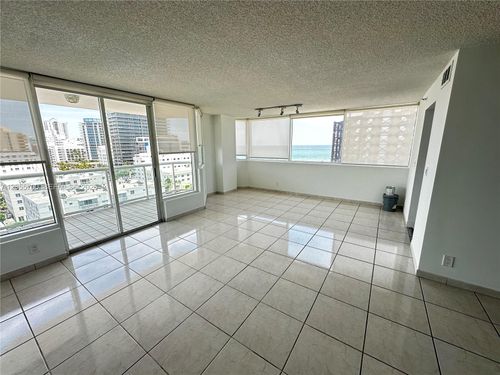 1101-3411 Indian Creek Dr, Miami Beach, FL, 33140-4063 | Card Image