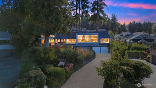 917 Kari Ln, Steilacoom, WA, 98388-3101 | Card Image