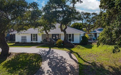 2011 Cochran Ln, Rockport, TX, 78382-3413 | Card Image