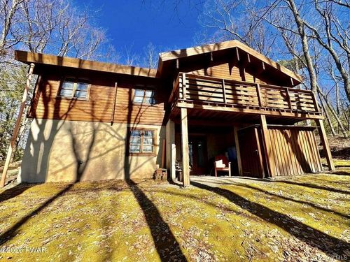 130 Canterbrook Dr, Hawley, PA, 18428 | Card Image