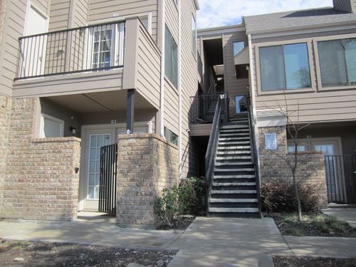 303-9813 Walnut St, Dallas, TX, 75243-8858 | Card Image