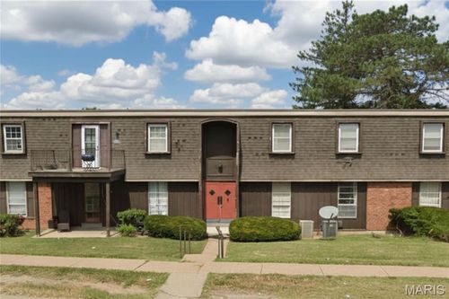 b-6683 Parker Road, Florissant, MO, 63033 | Card Image