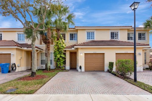 3204 Nw 33rd St, Oakland Park, FL, 33309-8201 | Card Image
