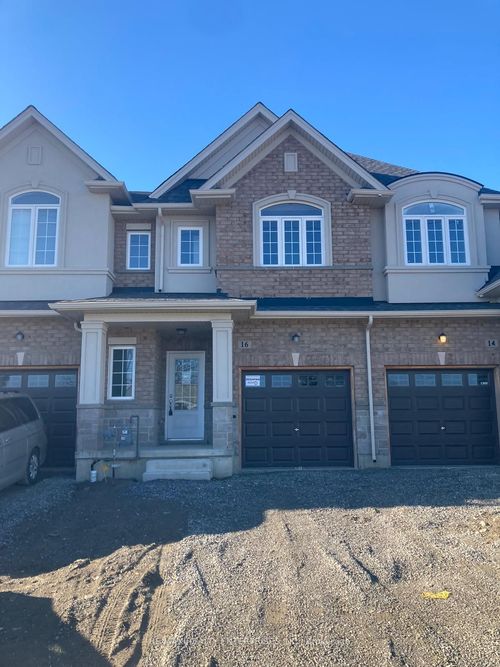 16 Vickers Rd, Hamilton, ON, L9A1Y1 | Card Image