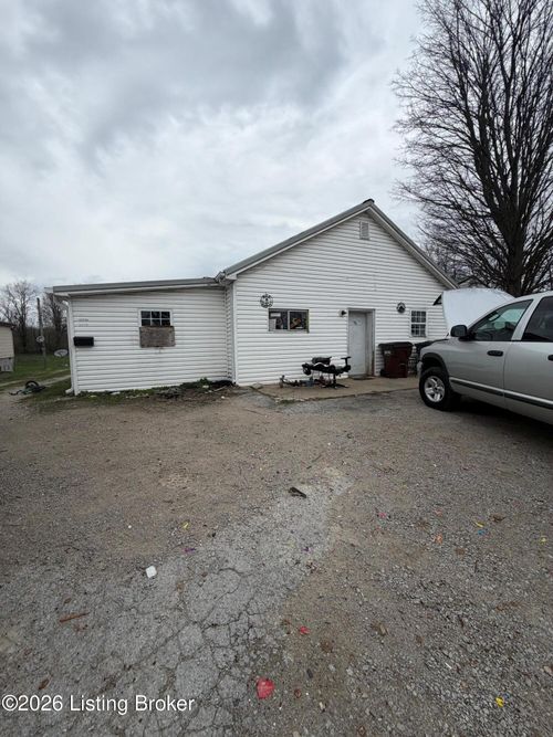 316-318 Sulphur Ave, Eminence, KY, 40019-1240 | Card Image