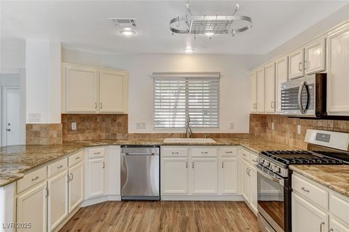 11113 Whooping Crane Ln, Las Vegas, NV, 89144-1649 | Card Image