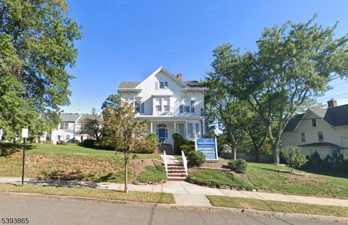 11 E Cliff St, Somerville, NJ, 08876-1910 | Card Image