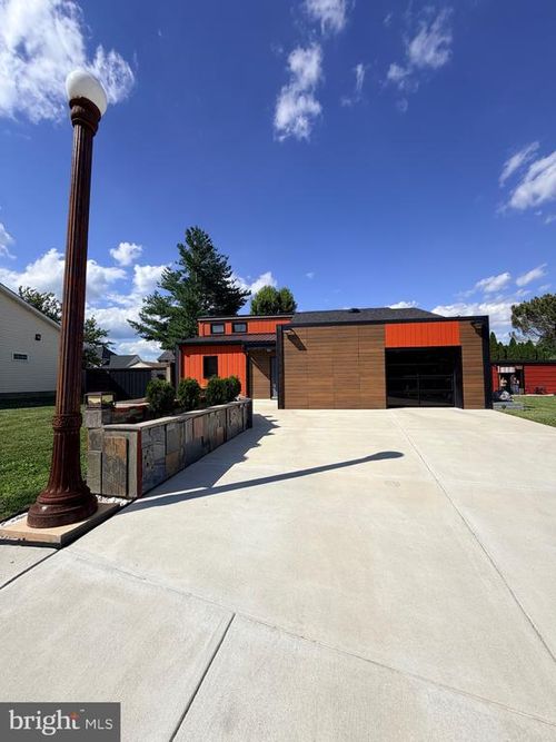 13 Ferris Ct, NEW CASTLE, DE, 19720-5169 | Card Image