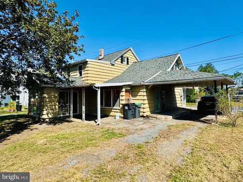 895 Pleasant Hill Rd, FLEETWOOD, PA, 19522-8322 | Card Image