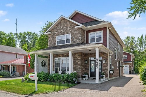835 Archibald St, Braeside, ON, K0A1G0 | Card Image