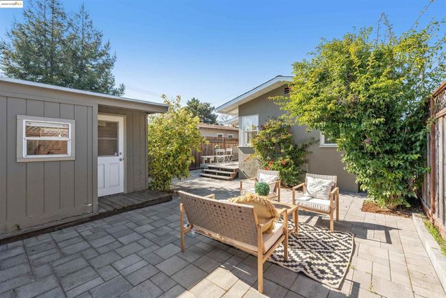 1040 Camelia St, House other with 2 bedrooms, 1 bathrooms and null parking in Berkeley CA | Image 40