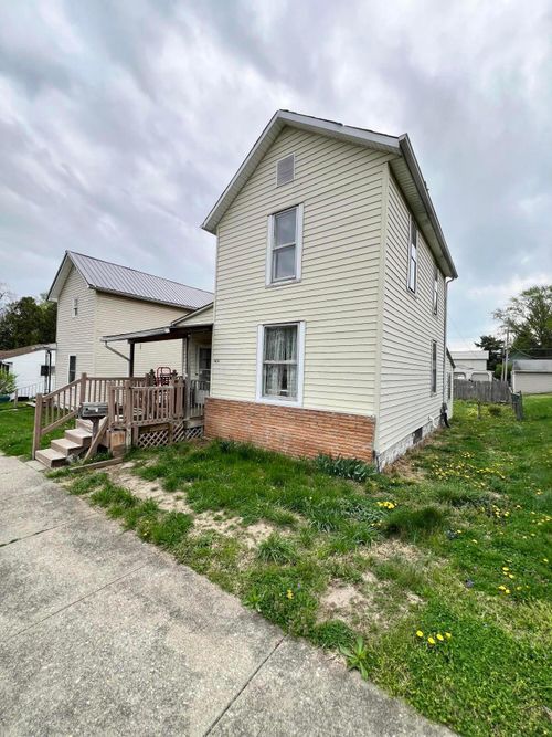 404 N 10th St, Newark, OH, 43055-4449 | Card Image