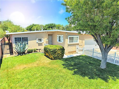 815 W Avenue H7, Lancaster, CA, 93534-1523 | Card Image