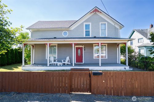 522 10th St, Hoquiam, WA, 98550-3704 | Card Image