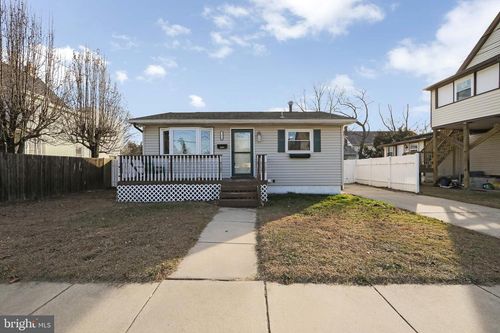 136 West Ave, WESTVILLE, NJ, 08093-1265 | Card Image