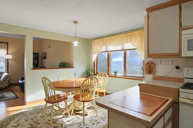 12 Yorkshire Ln, House other with 2 bedrooms, 2 bathrooms and null parking in Nashua NH | Image 4