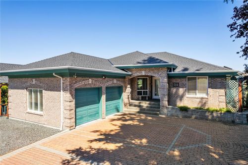 514 Country Club Dr, Qualicum Beach, BC, V9K2J9 | Card Image