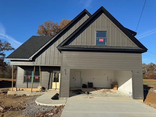 193 Cripps Ln, Smithville, TN, 37166-5179 | Card Image