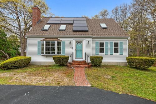 22 Woodside Dr, East Falmouth, MA, 02536-7241 | Card Image