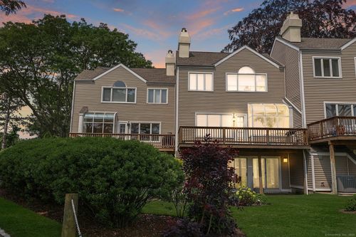 73-73 Harbour View Pl, Stratford, CT, 06615-7067 | Card Image