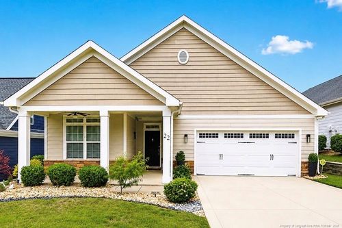 22 Glenwood Ct, Spring Lake, NC, 28390-2271 | Card Image