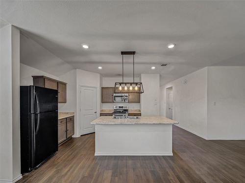 400 Wilson Way, Denton, TX, 76207-1789 | Card Image