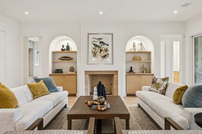 6707 Anita St, House other with 5 bedrooms, 7 bathrooms and null parking in Dallas TX | Image 16