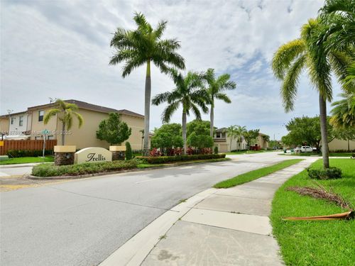 8940 Sw 228th Ln, Cutler Bay, FL, 33190-1956 | Card Image