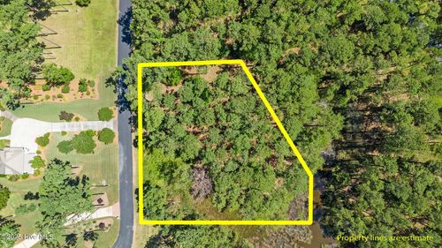 555 Homestead Rd, Oriental, NC, 28571-7516 | Card Image
