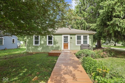 307 Federal Dr, Chesterfield, IN, 46017-1527 | Card Image