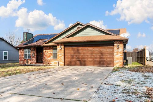 3807 W Locust St, Rogers, AR, 72756-1870 | Card Image