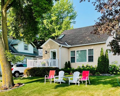 150 1st St S, Winsted, MN, 55395-7709 | Card Image