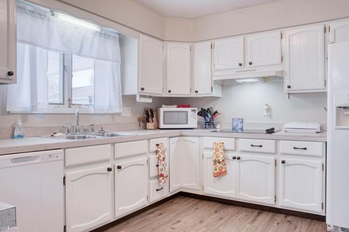 200 N Dutcher St, Corunna, MI, 48817-1508 | Card Image