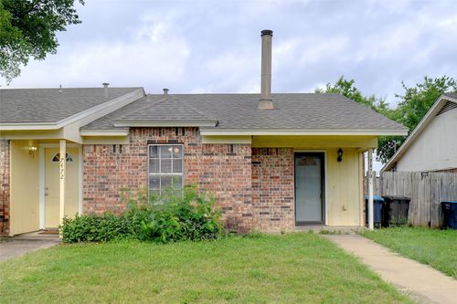 7470 Tiffany Meadows Ln, Fort Worth, TX, 76140-2406 | Card Image