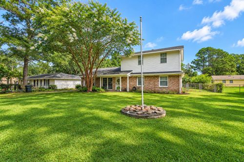 136 Blossom St, Goose Creek, SC, 29445-3515 | Card Image