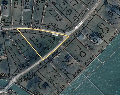 468 S Russell Dr, Russell Island, MI, 48001-5011 | Card Image