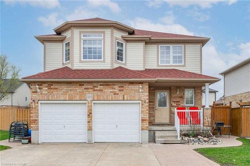 upper-505 Bridlewreath Crt, Kitchener, ON, N2E3V6 | Card Image