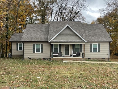 1210 White Dr, Lewisburg, TN, 37091-3657 | Card Image