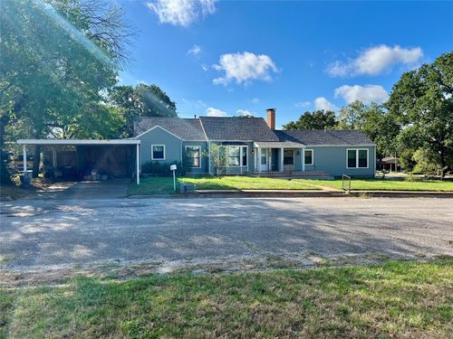 603 W Cedar Street, Nocona, TX, 76255 | Card Image