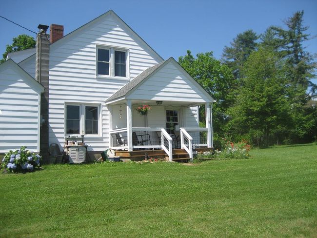 7760 Squirrel Spur Rd, House other with 4 bedrooms, 2 bathrooms and 1 parking in Meadows of Dan VA | Image 4