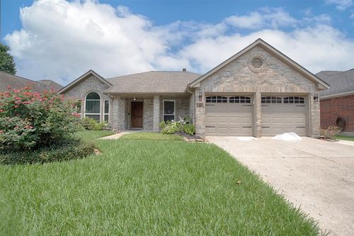4714 Widerop Ln, Friendswood, TX, 77546-3175 | Card Image