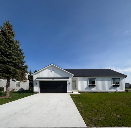 1475 Wexford Dr, Mt Pleasant, MI, 48858-7090 | Card Image