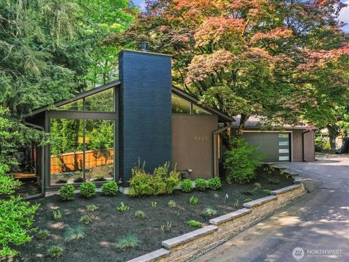 5925 Ne 202nd Ln, Kenmore, WA, 98028-8508 | Card Image