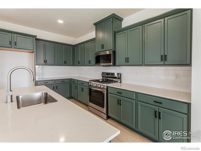 KITCHEN | Image 9
