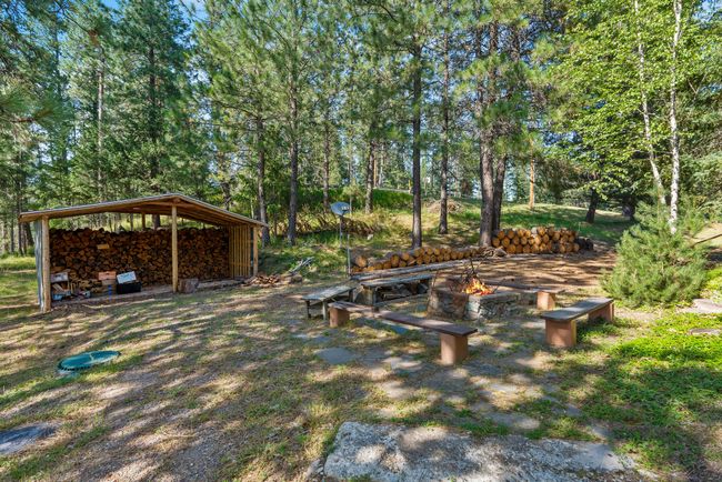 Wood shed & fire pit | Image 49