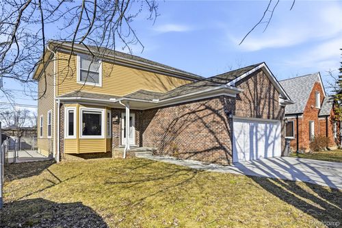 22011 Sharkey St, Clinton Township, MI, 48035-3665 | Card Image