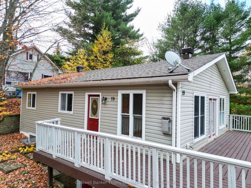 19 Ferguson Rd, Huntsville, ON, P1H1X7 | Card Image