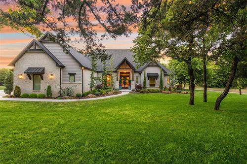 6517 Mystic Valley Drive, Edmond, OK, 73034 | Card Image